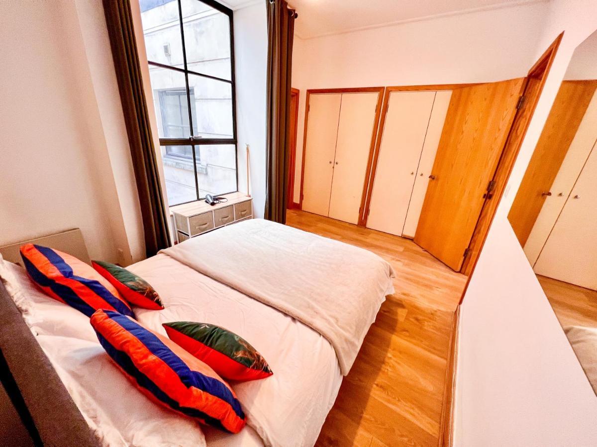 Superior Entire Apartment Between St Pauls Cathedral And Covent Garden London Kültér fotó
