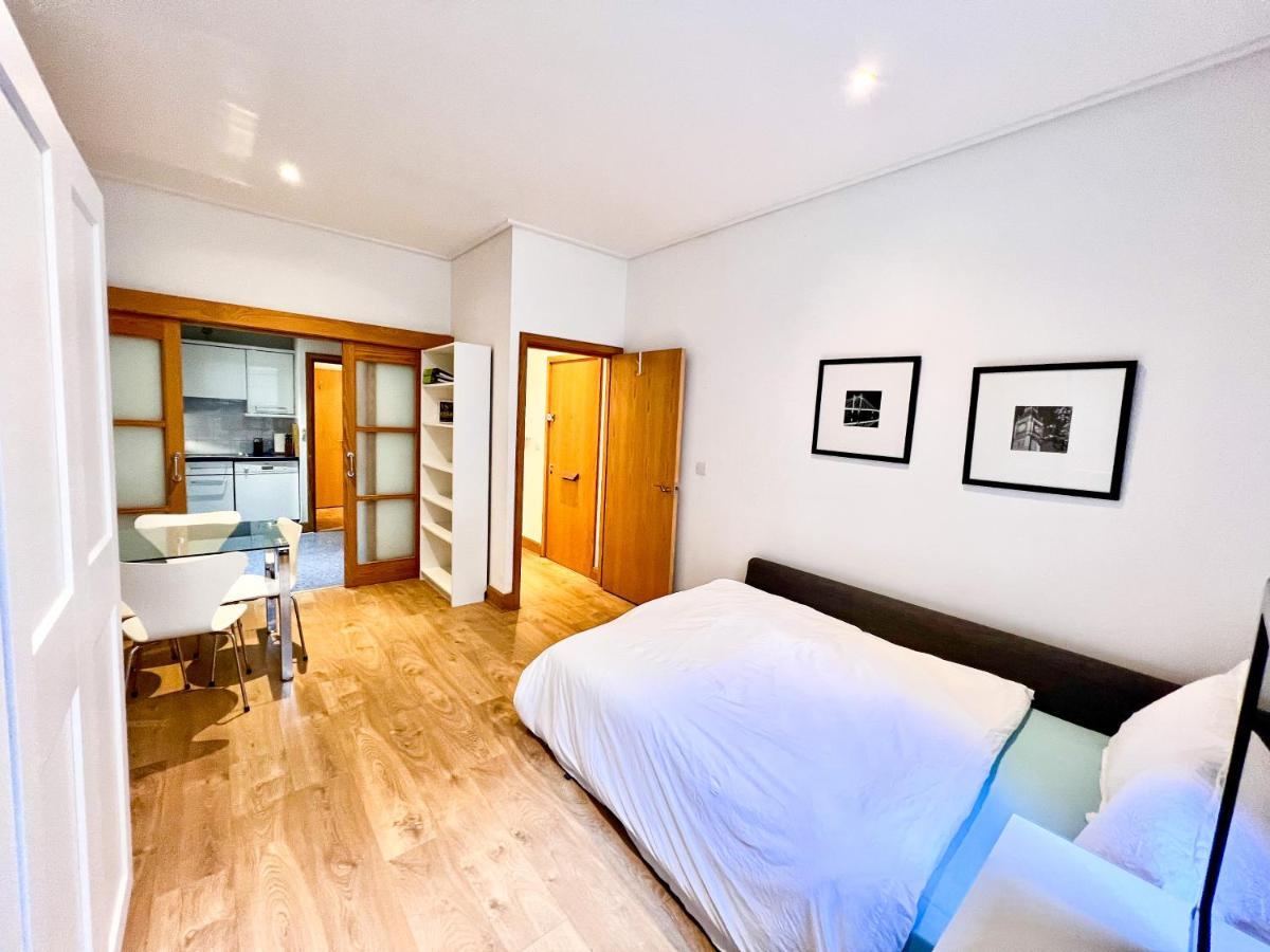 Superior Entire Apartment Between St Pauls Cathedral And Covent Garden London Kültér fotó