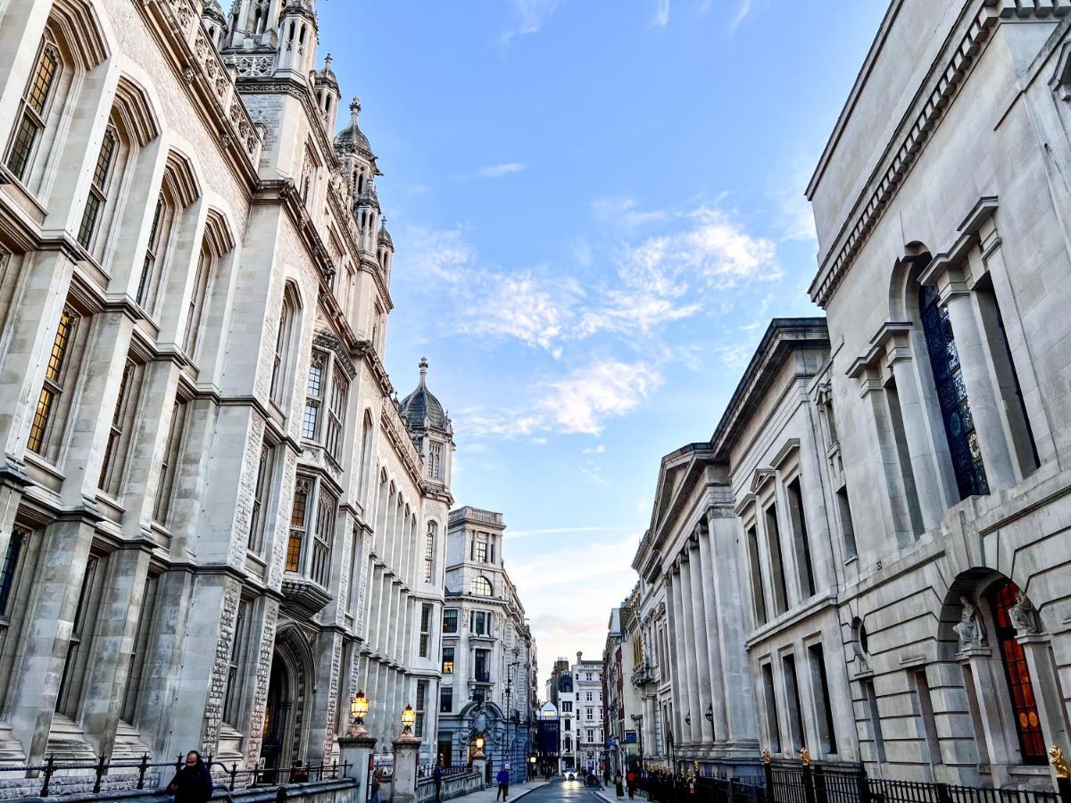 Superior Entire Apartment Between St Pauls Cathedral And Covent Garden London Kültér fotó