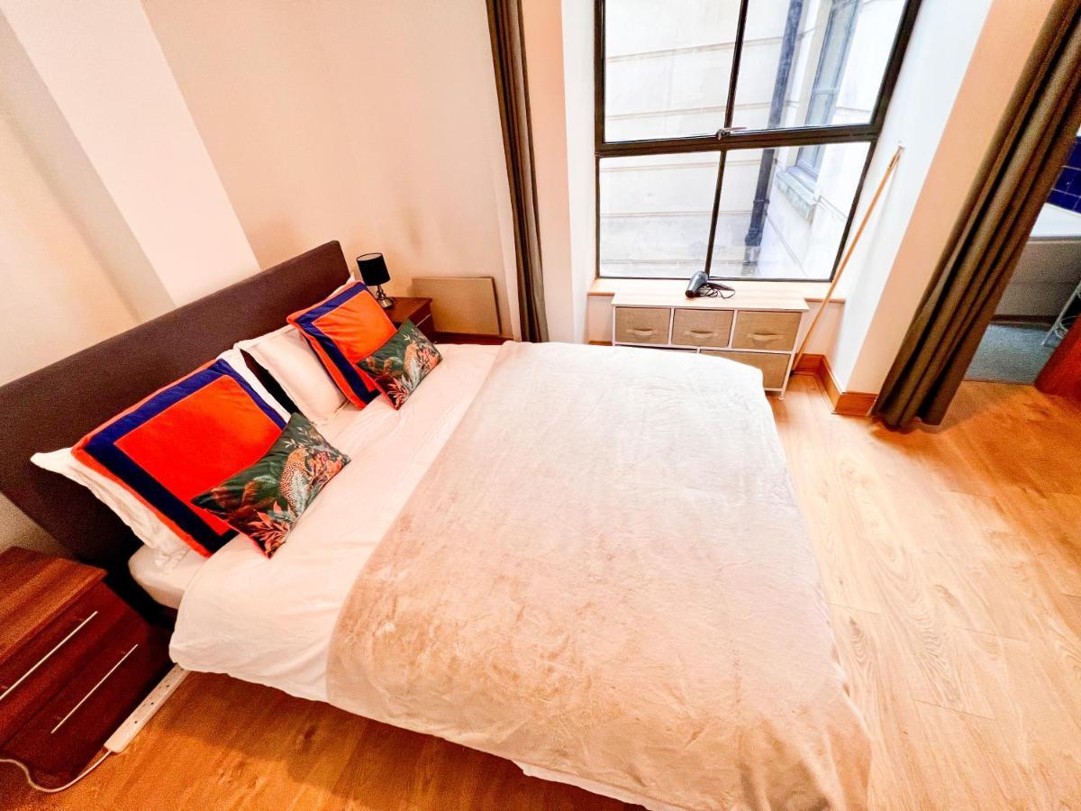 Superior Entire Apartment Between St Pauls Cathedral And Covent Garden London Kültér fotó