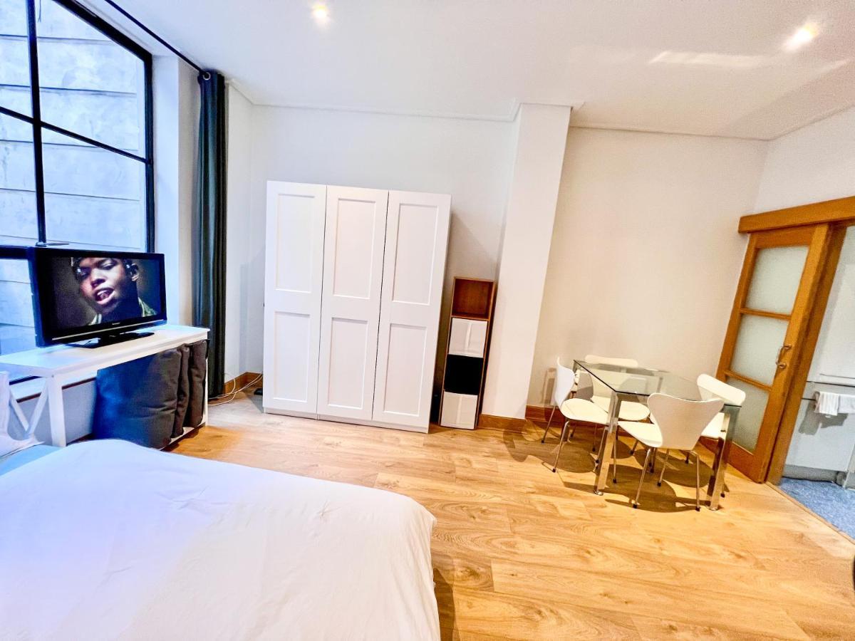 Superior Entire Apartment Between St Pauls Cathedral And Covent Garden London Kültér fotó