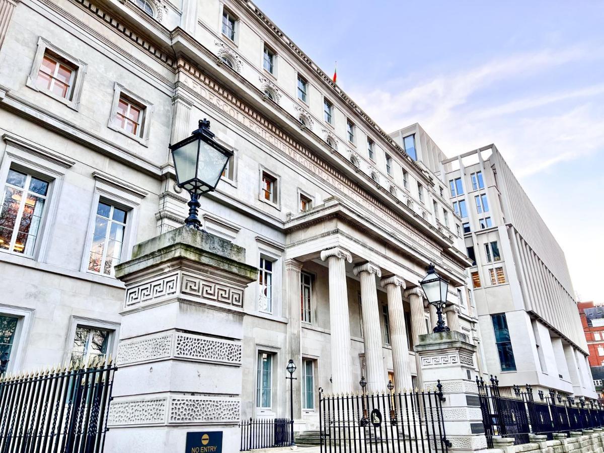 Superior Entire Apartment Between St Pauls Cathedral And Covent Garden London Kültér fotó
